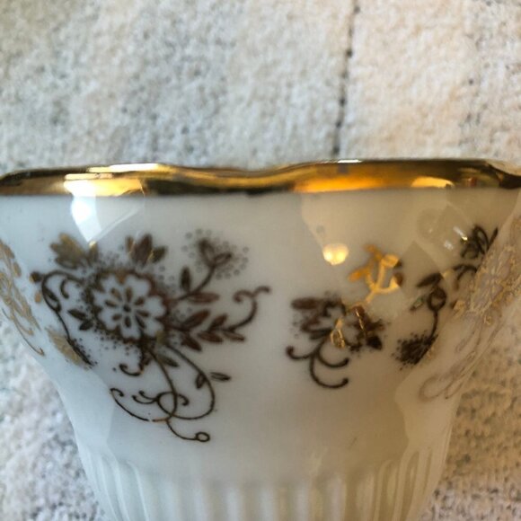 Vintage Gold & White Teacup & Saucer Set - Picture 10 of 10